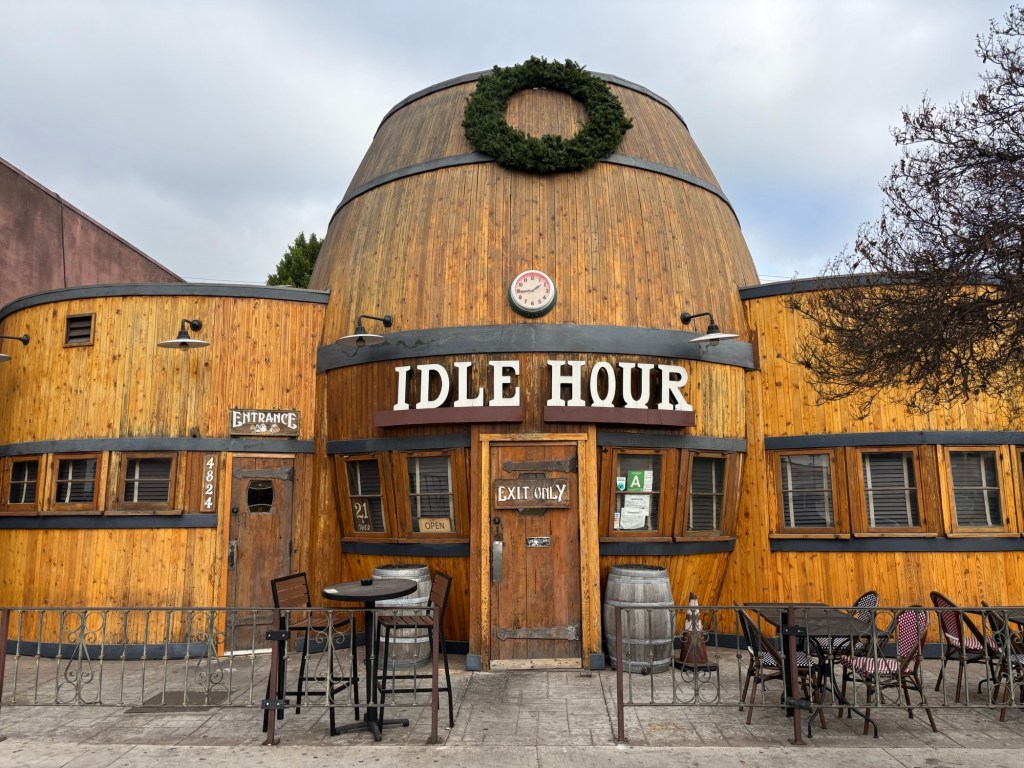 Idle Hour – LA’s Best Barrel-Shaped&nbsp;Bar